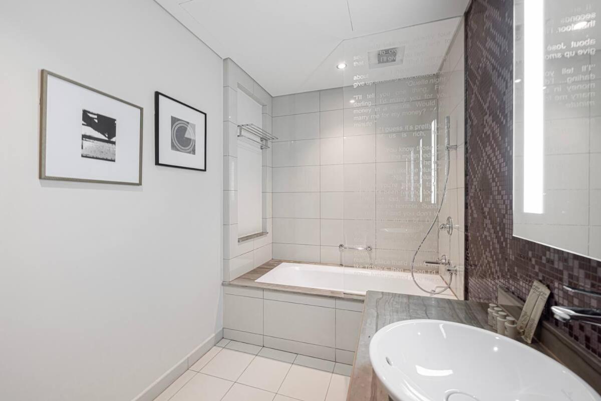 Fivex - Skyline 2br At Paramount * Dubai