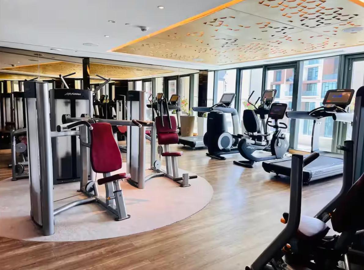 Fivex - Skyline 2br At Paramount Apartment *